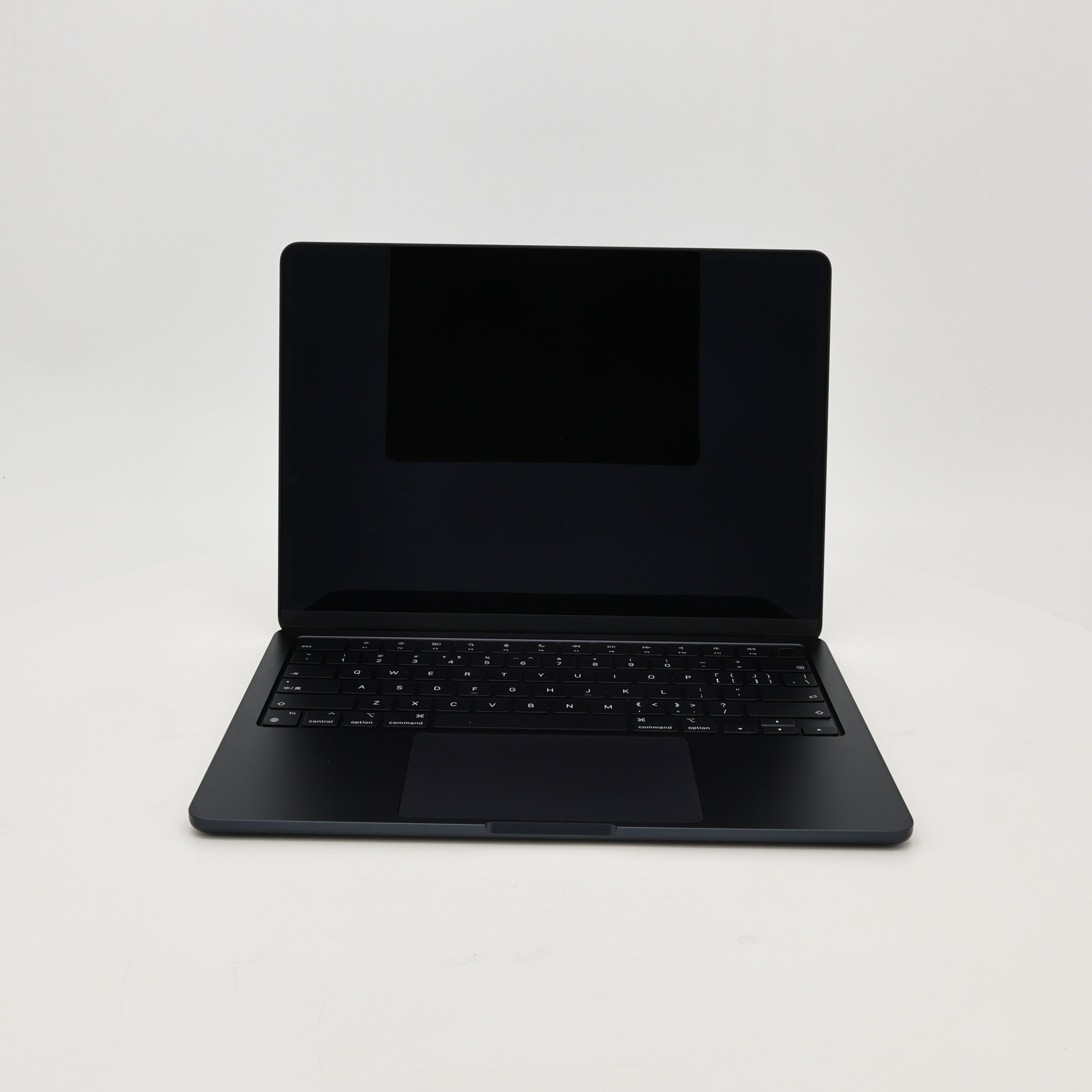 99新 Apple MacBook Air 22年 13寸 M2（8+8核） 8G RAM 256G SSD 午夜色
