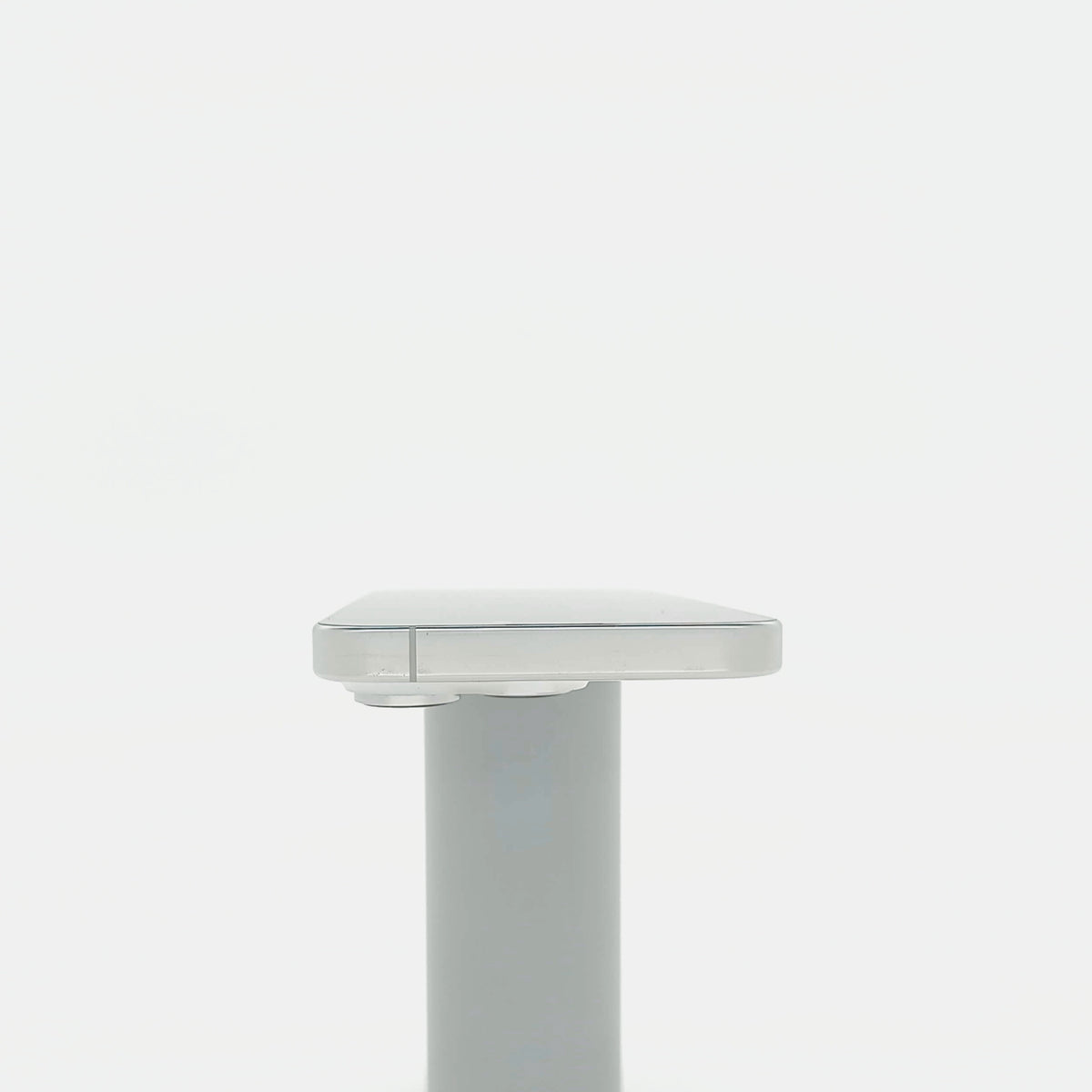95新 Apple iPhone 16 Pro 128G 白色鈦金屬 中國大陸版