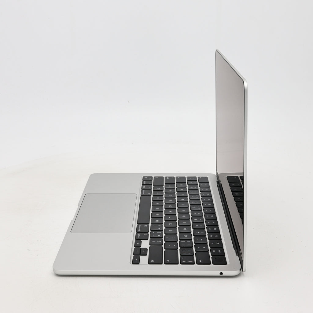 99新 Apple MacBook Air 22年 13寸 M2（8+10核） 8G RAM 512G SSD 銀色
