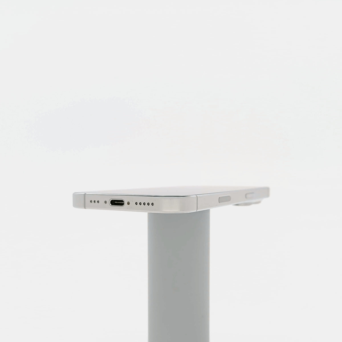 95新 Apple iPhone 16 Pro 128G 白色鈦金屬 中國大陸版