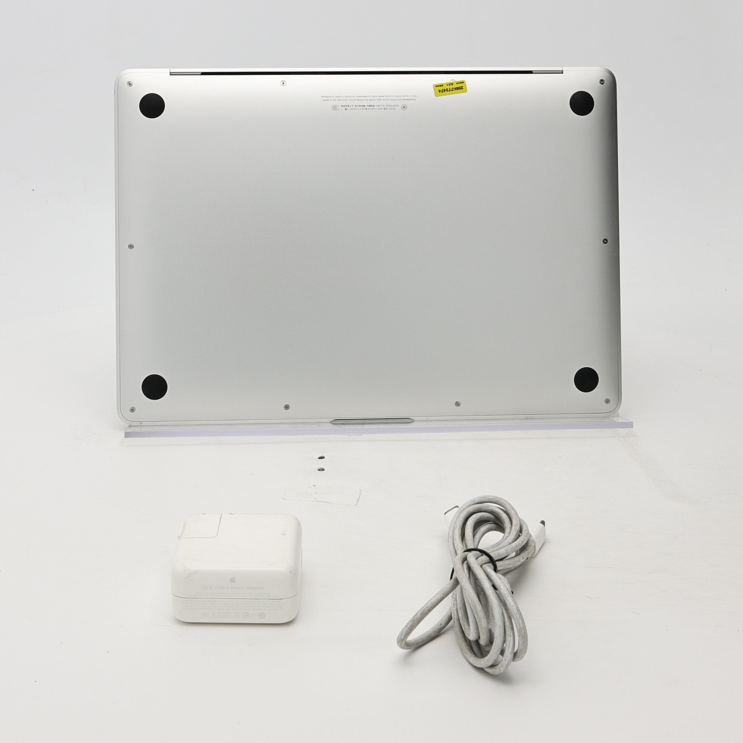 95新 Apple MacBook Air 20年 13寸 i3 1.1G 8G RAM 256G SSD 銀色