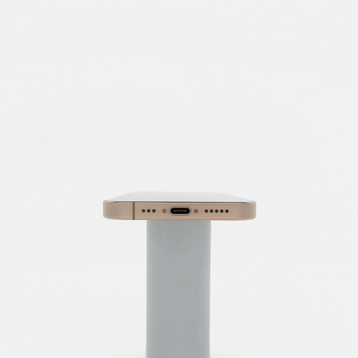 95新 Apple iPhone 16 Pro 128G 沙漠色鈦金屬 中國大陸版