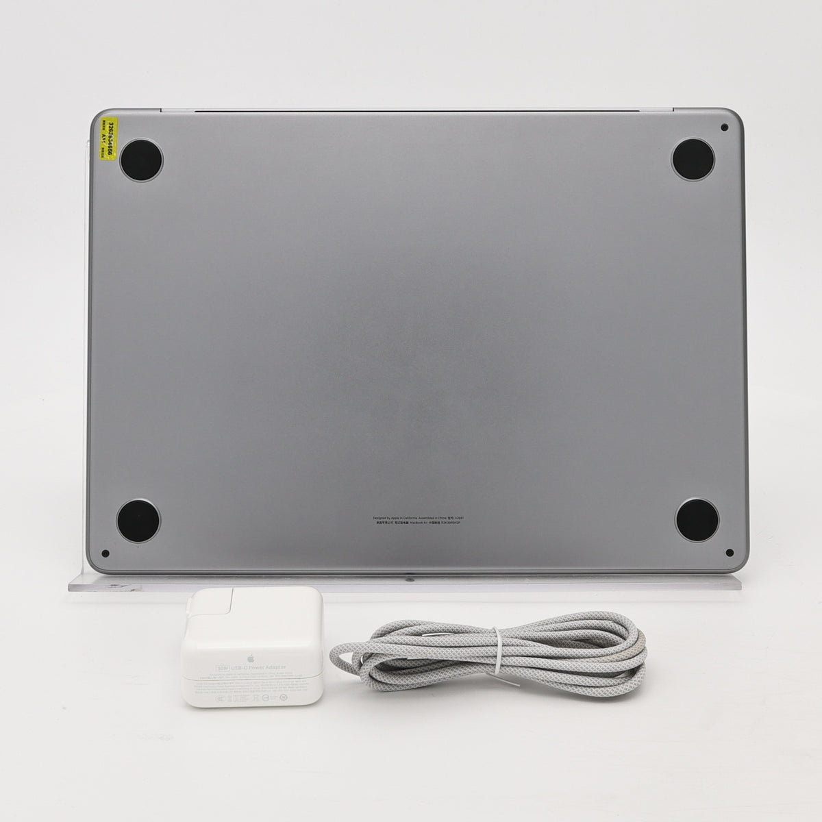 95新 Apple MacBook Air 22年 13寸 M2（8+8核） 8G RAM 512G SSD 深空灰色