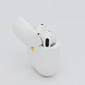 99新 Apple AirPods 5 白色