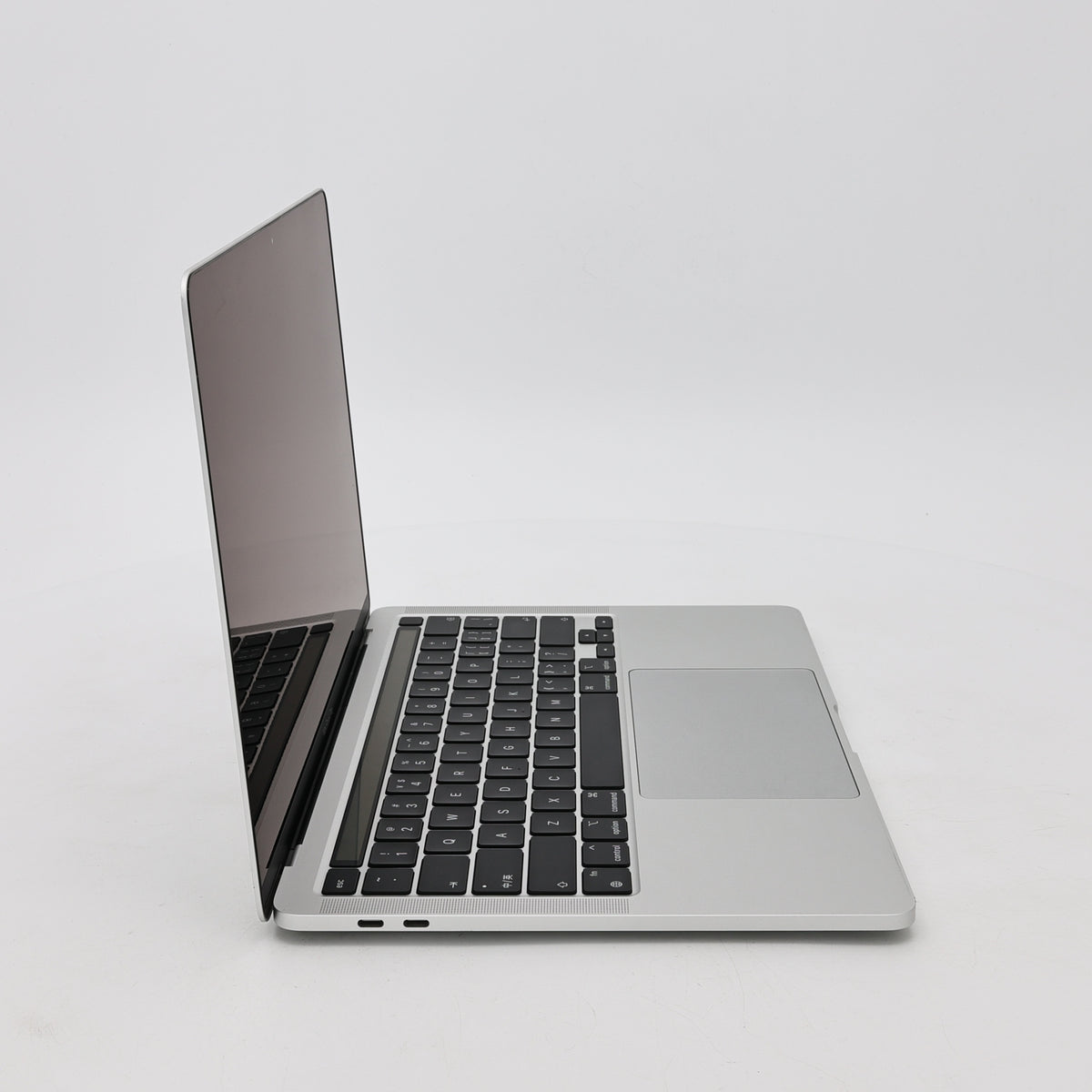 99新 Apple MacBook Pro 22年 13寸 M2（8+10核） 8G RAM 512G SSD 銀色