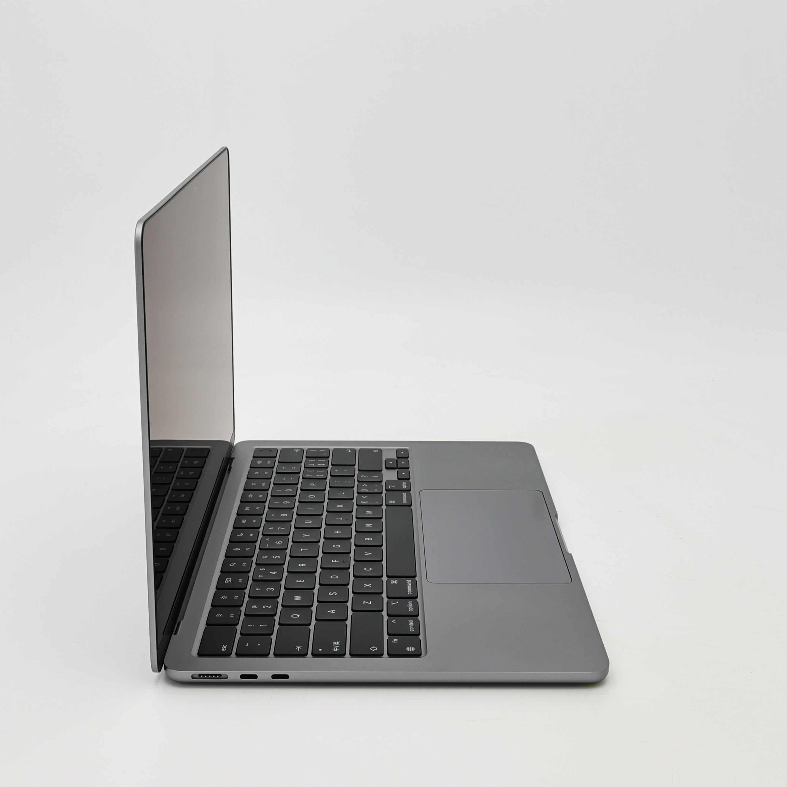 95新 Apple MacBook Air 22年 13寸 M2（8+8核） 16G RAM 256G SSD 深空灰色