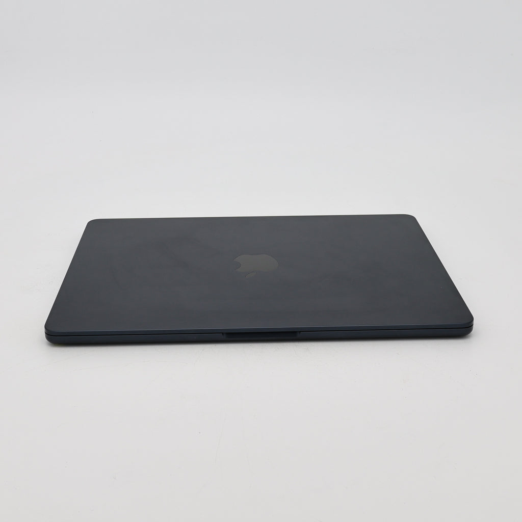 95新 Apple MacBook Air 22年 13寸 M2（8+8核） 8G RAM 256G SSD 午夜色