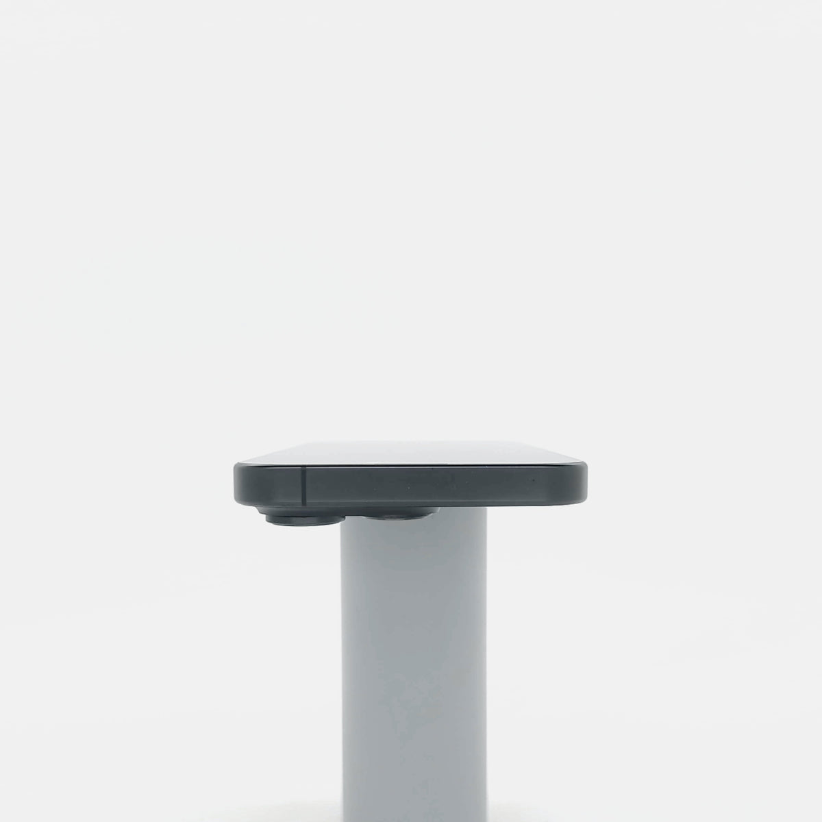 95新 Apple iPhone 16 Pro 128G 黑色鈦金屬 中國大陸版