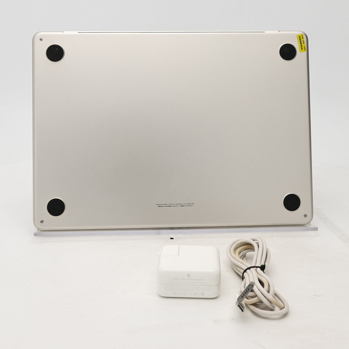 95新 Apple MacBook Air 22年 13寸 M2（8+8核） 8G RAM 256G SSD 星光色