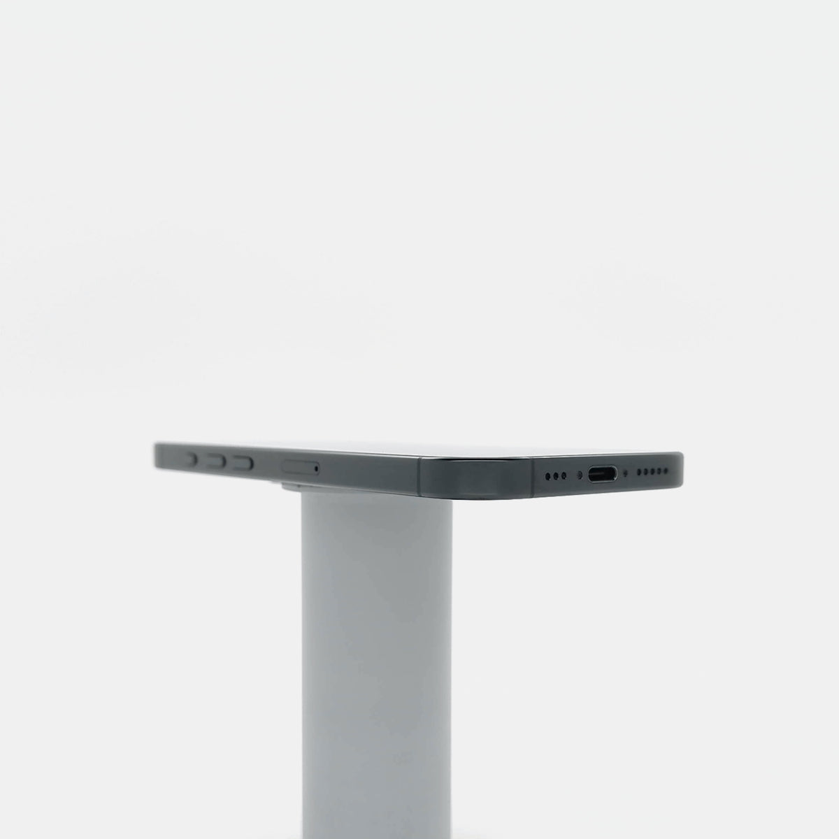 95新 Apple iPhone 16 Pro 128G 黑色鈦金屬 中國大陸版