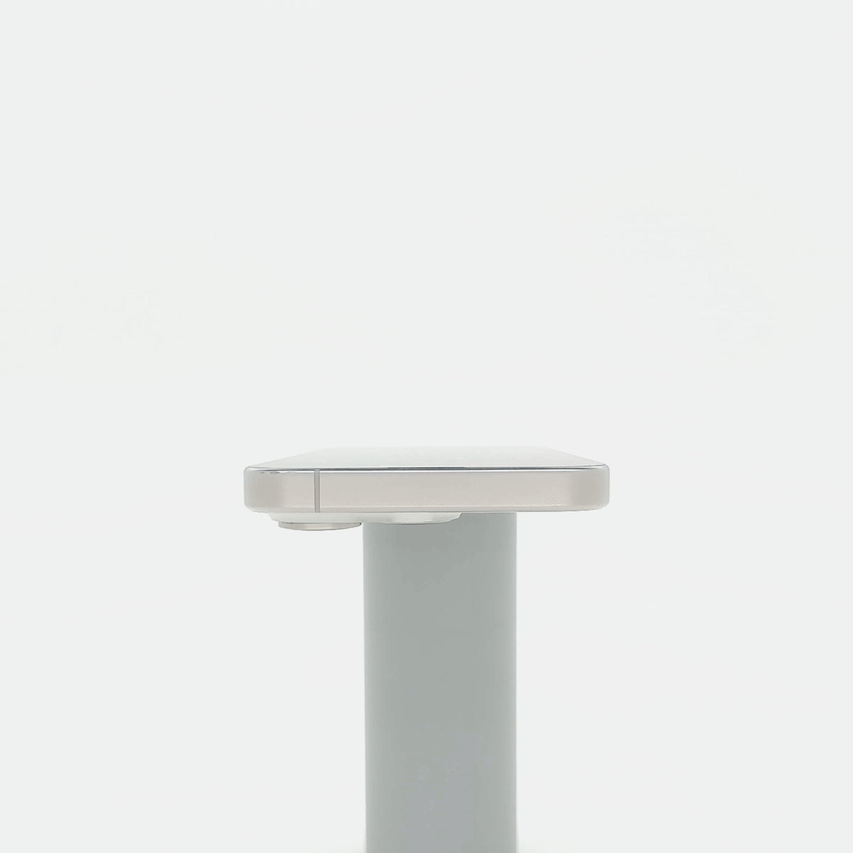 95新 Apple iPhone 15 Pro 128G 白色鈦金屬 中國大陸版