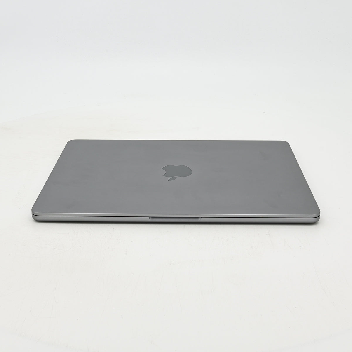 99新 Apple MacBook Air 22年 13寸 M2（8+8核） 8G RAM 256G SSD 深空灰色