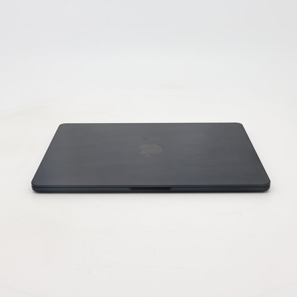 95新 Apple MacBook Air 22年 13寸 M2（8+8核） 8G RAM 256G SSD 午夜色