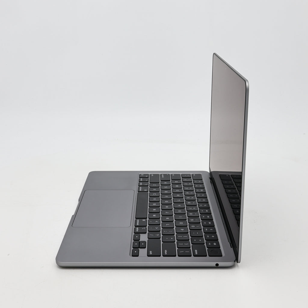 95新 Apple MacBook Air 22年 13寸 M2（8+8核） 8G RAM 256G SSD 深空灰色