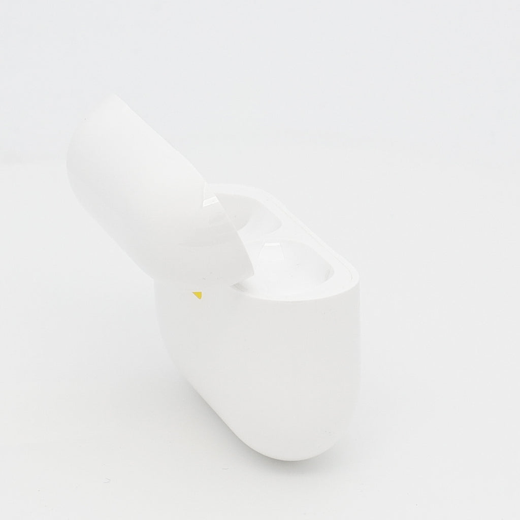 99新 Apple AirPods Pro 3 充電倉 白色