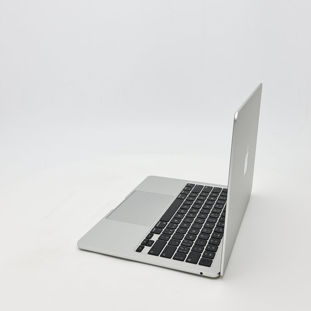 95新 Apple MacBook Air 22年 13寸 M2（8+8核） 8G RAM 512G SSD 銀色