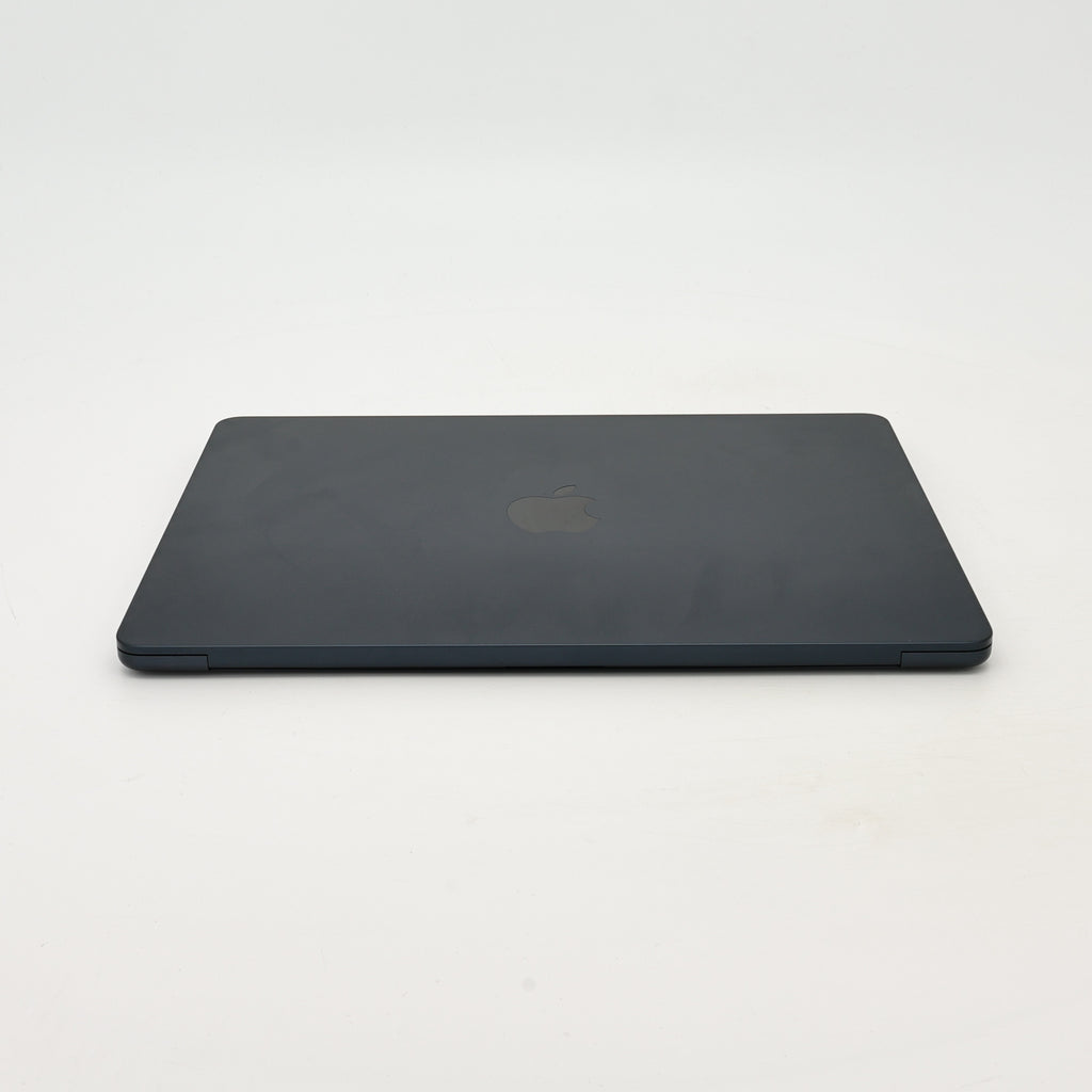 95新 Apple MacBook Air 22年 13寸 M2（8+8核） 8G RAM 256G SSD 午夜色