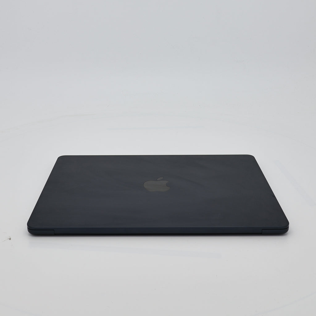 99新 Apple MacBook Air 22年 13寸 M2（8+8核） 8G RAM 256G SSD 午夜色