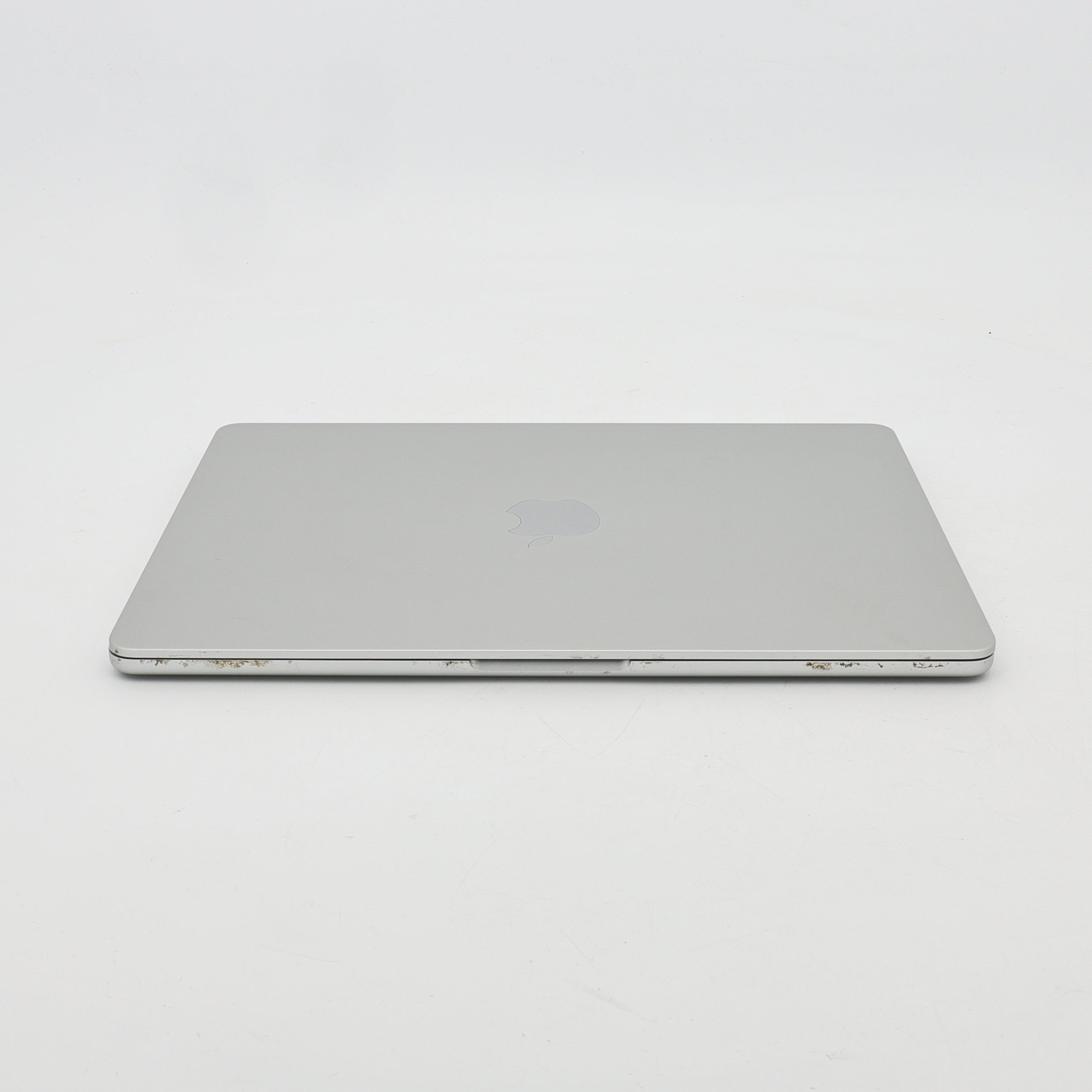 95新 Apple MacBook Air 22年 13寸 M2（8+10核） 8G RAM 512G SSD 銀色