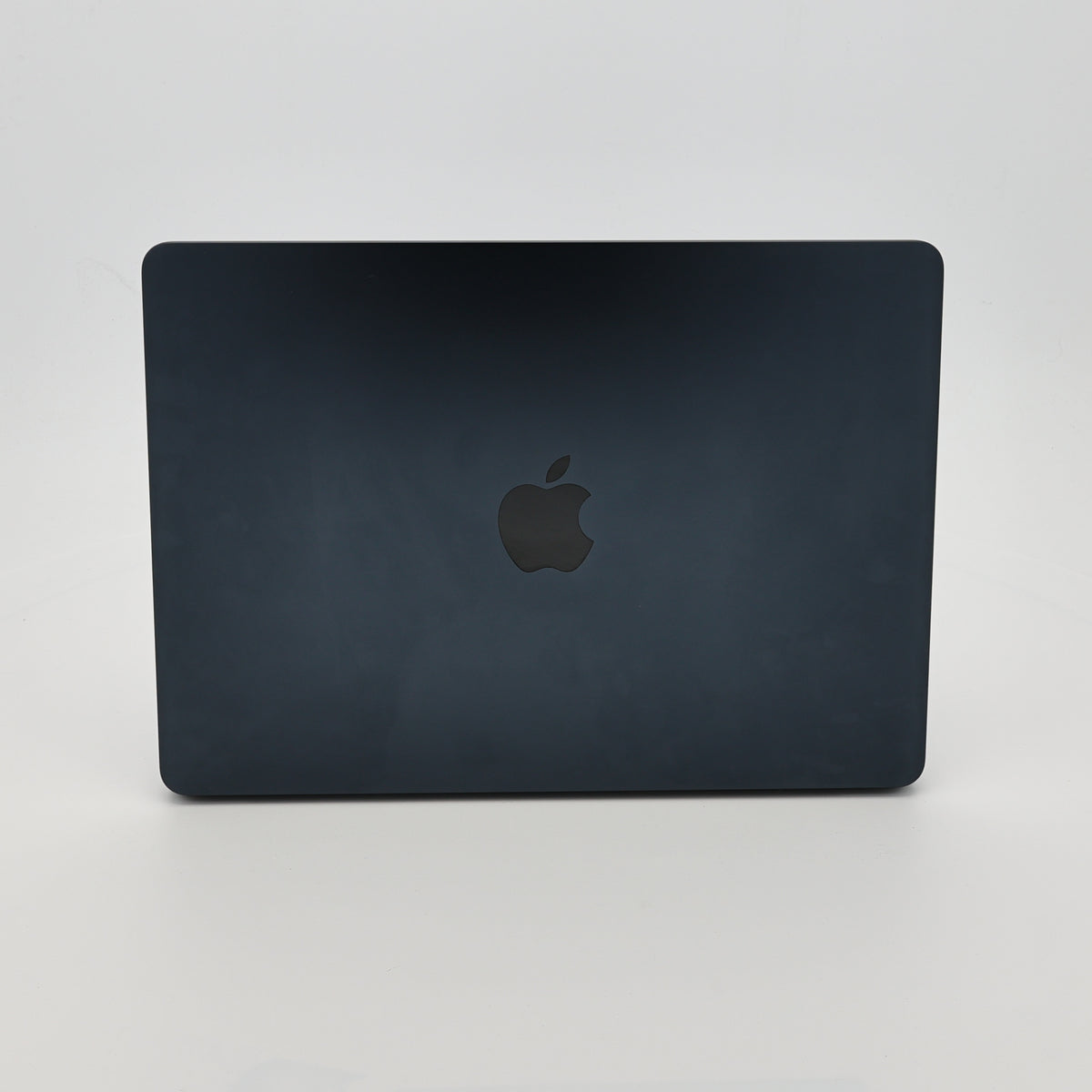 95新 Apple MacBook Air 24年 13寸 M3（8+8核） 8G RAM 256G SSD 午夜色