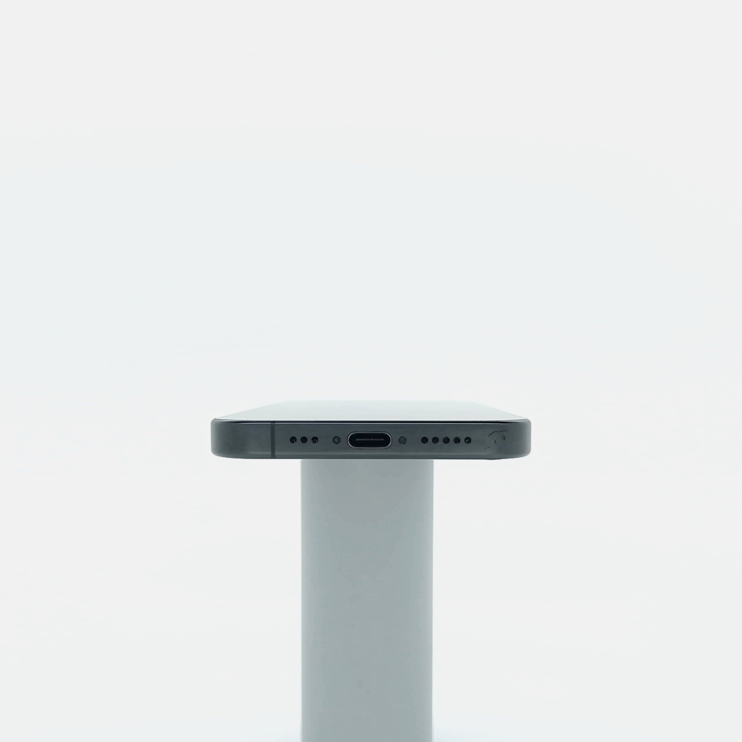 95新 Apple iPhone 16 Pro 128G 黑色鈦金屬 中國大陸版