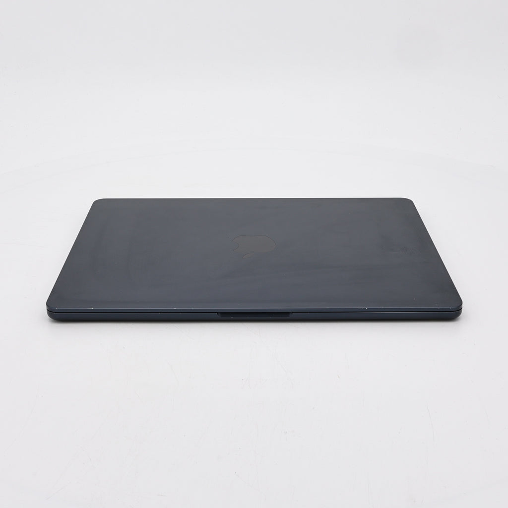 95新 Apple MacBook Air 22年 13寸 M2（8+8核） 8G RAM 256G SSD 午夜色