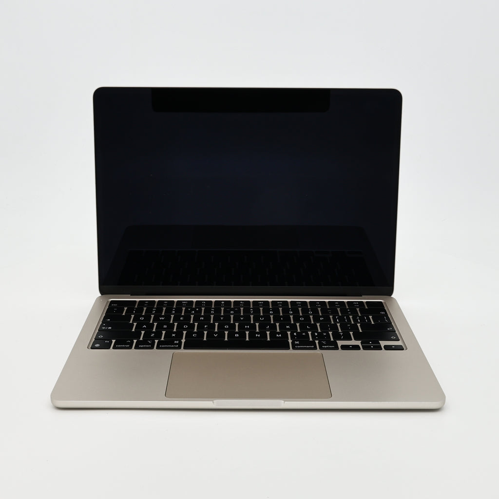 95新 Apple MacBook Air 22年 13寸 M2（8+8核） 8G RAM 256G SSD 星光色