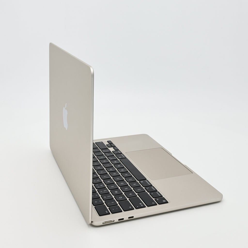 95新 Apple MacBook Air 22年 13寸 M2（8+8核） 8G RAM 256G SSD 星光色
