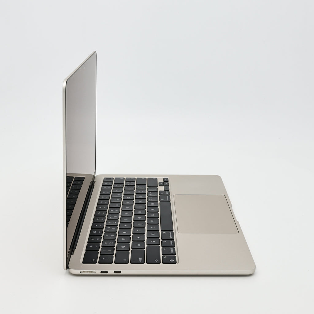 95新 Apple MacBook Air 22年 13寸 M2（8+8核） 8G RAM 256G SSD 星光色