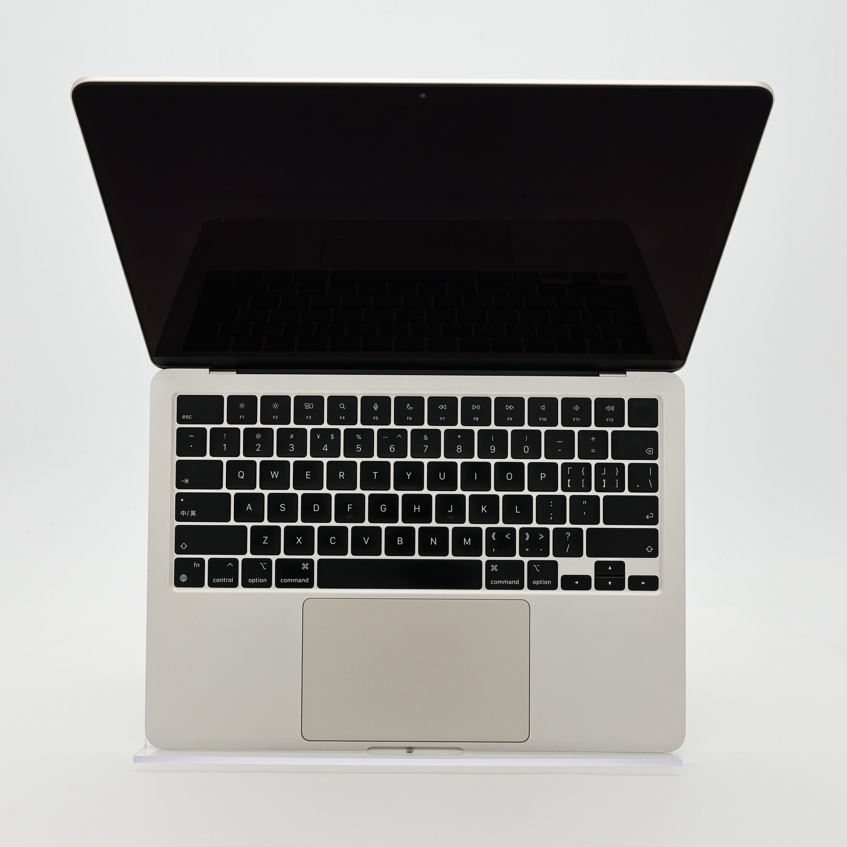 95新 Apple MacBook Air 22年 13寸 M2（8+8核） 8G RAM 256G SSD 星光色