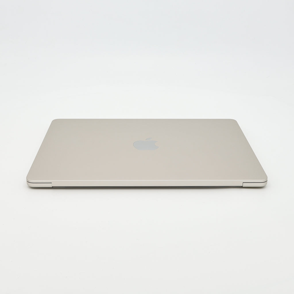 95新 Apple MacBook Air 22年 13寸 M2（8+8核） 8G RAM 256G SSD 星光色