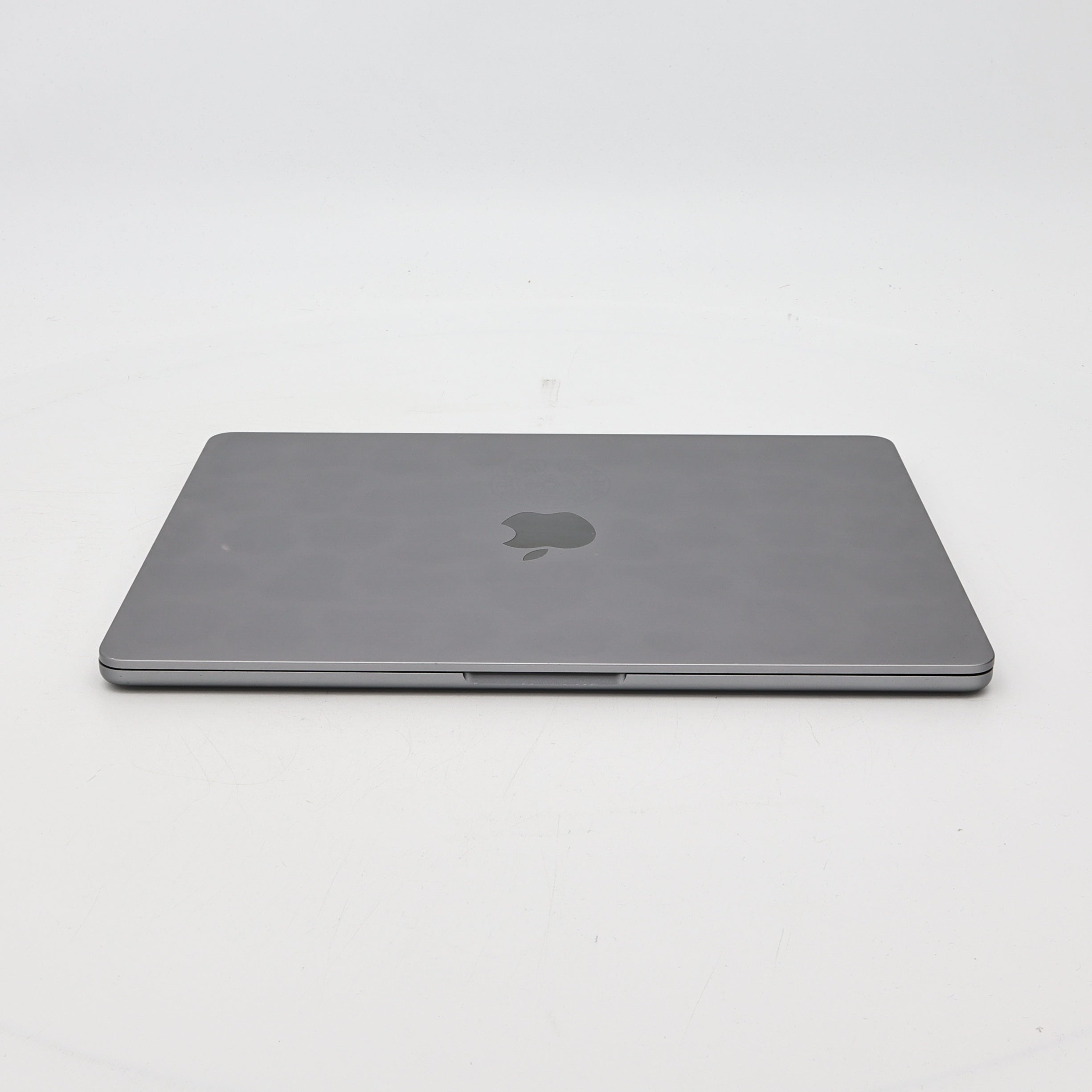 95新 Apple MacBook Air 22年 13寸 M2（8+8核） 8G RAM 256G SSD 深空灰色