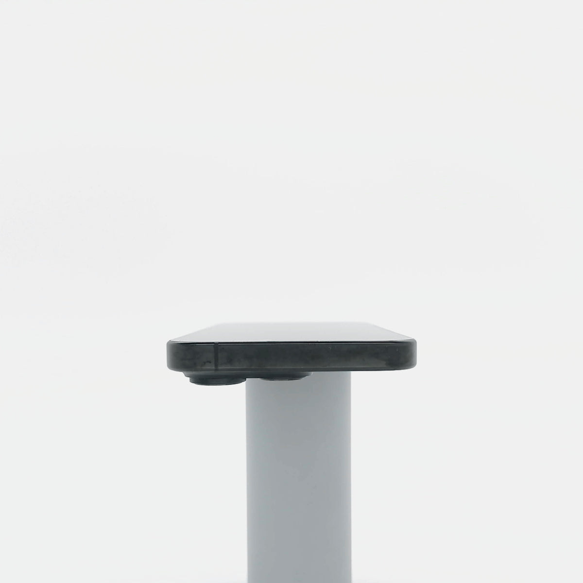 95新 Apple iPhone 16 Pro 128G 黑色鈦金屬 中國大陸版