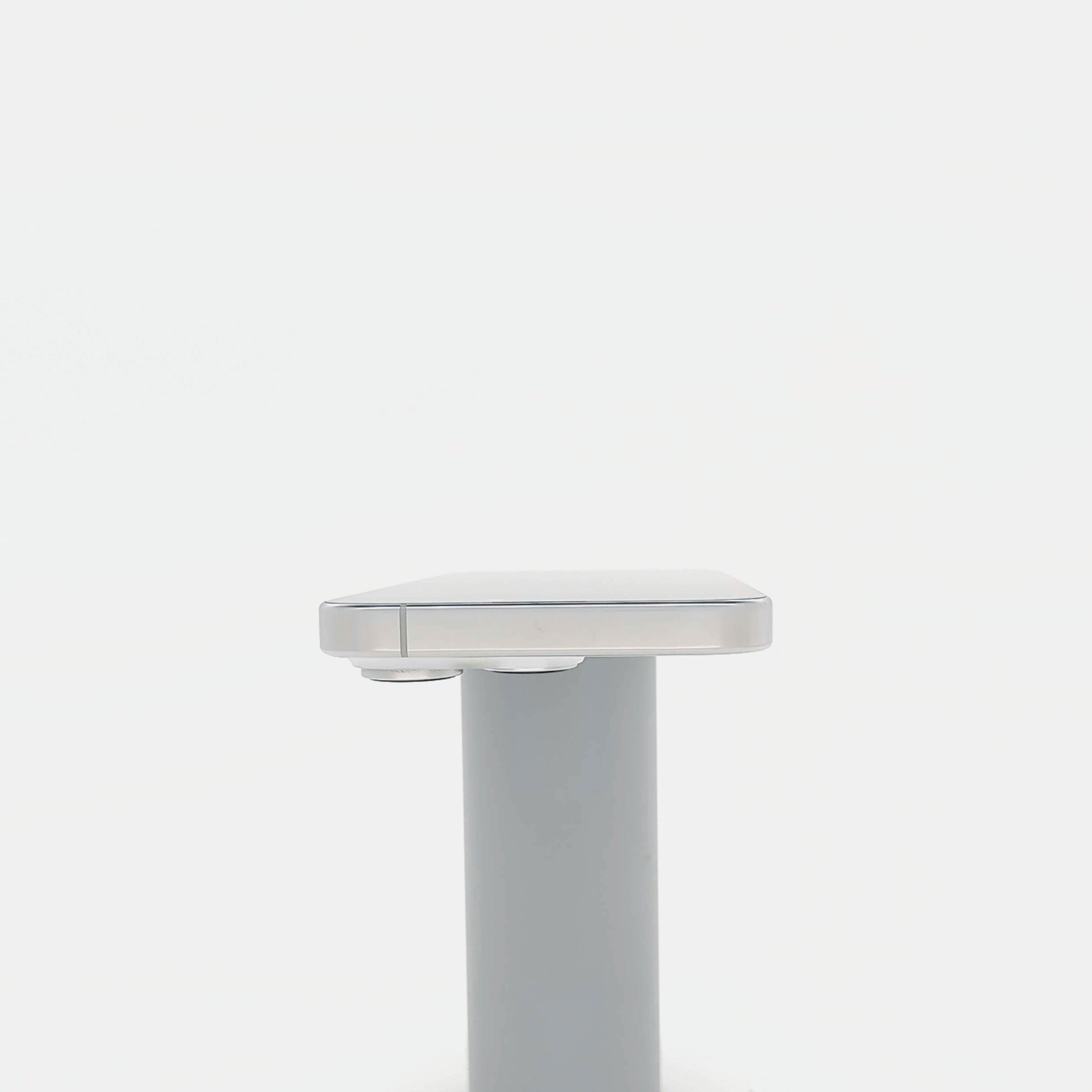 95新 Apple iPhone 16 Pro 128G 白色鈦金屬 中國大陸版