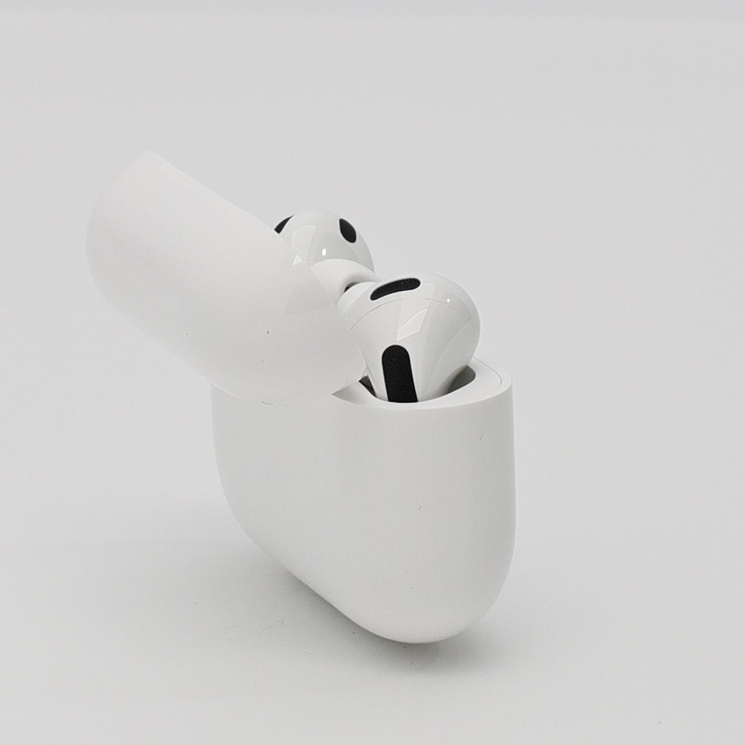 99新 Apple AirPods Pro 3 白色