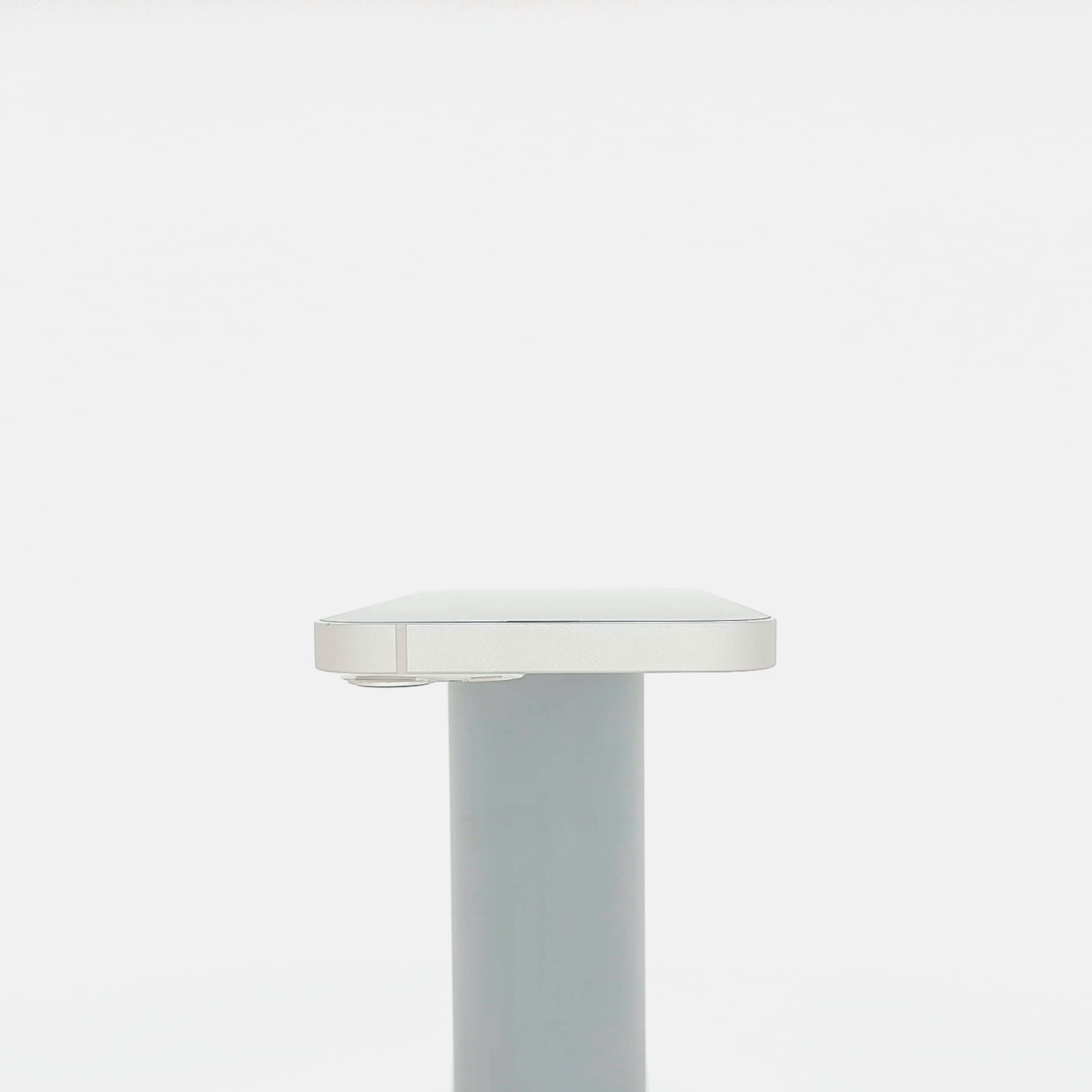 95新 Apple iPhone 13 256G 星光色 中國大陸版