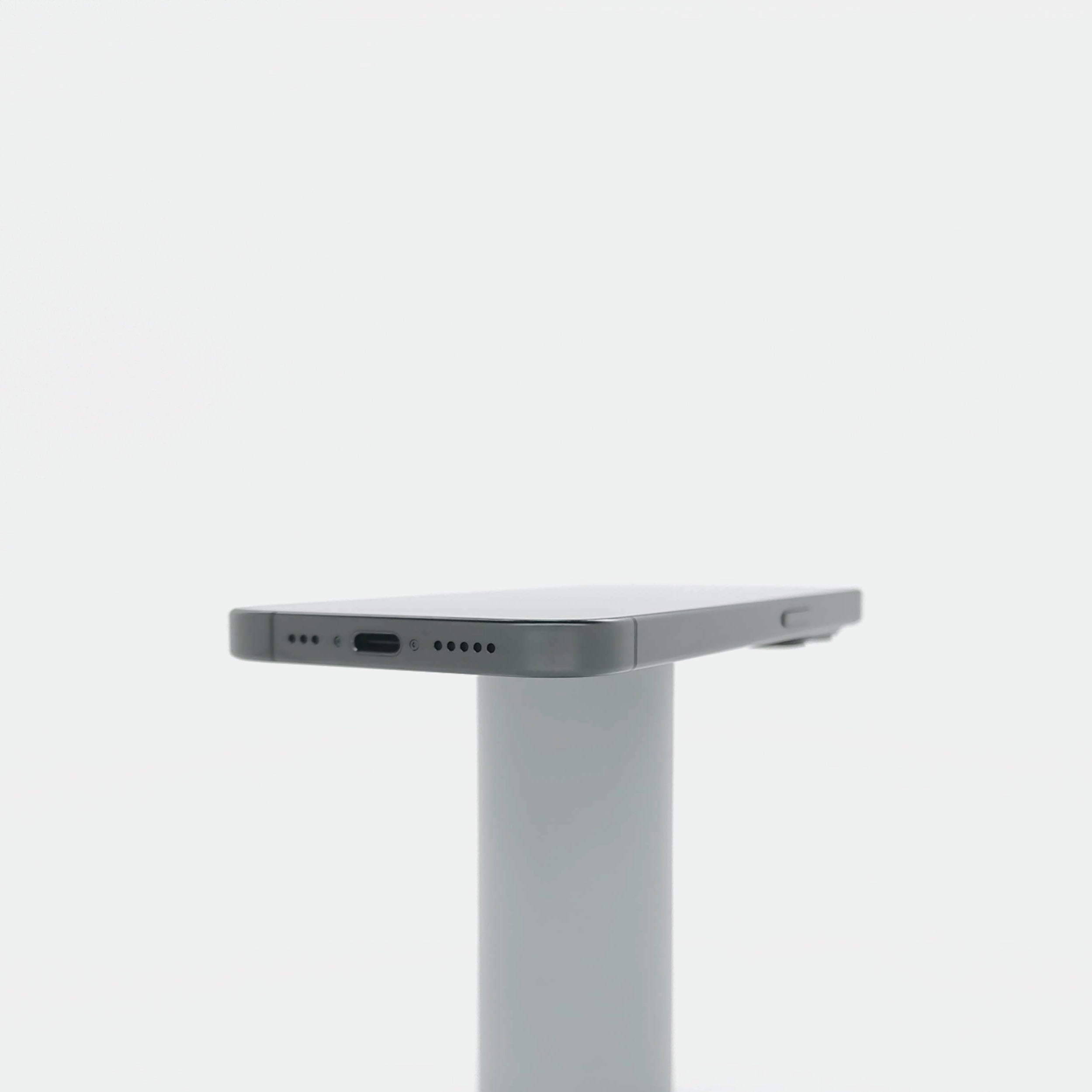 95新 Apple iPhone 15 Pro 128G 黑色鈦金屬 中國大陸版