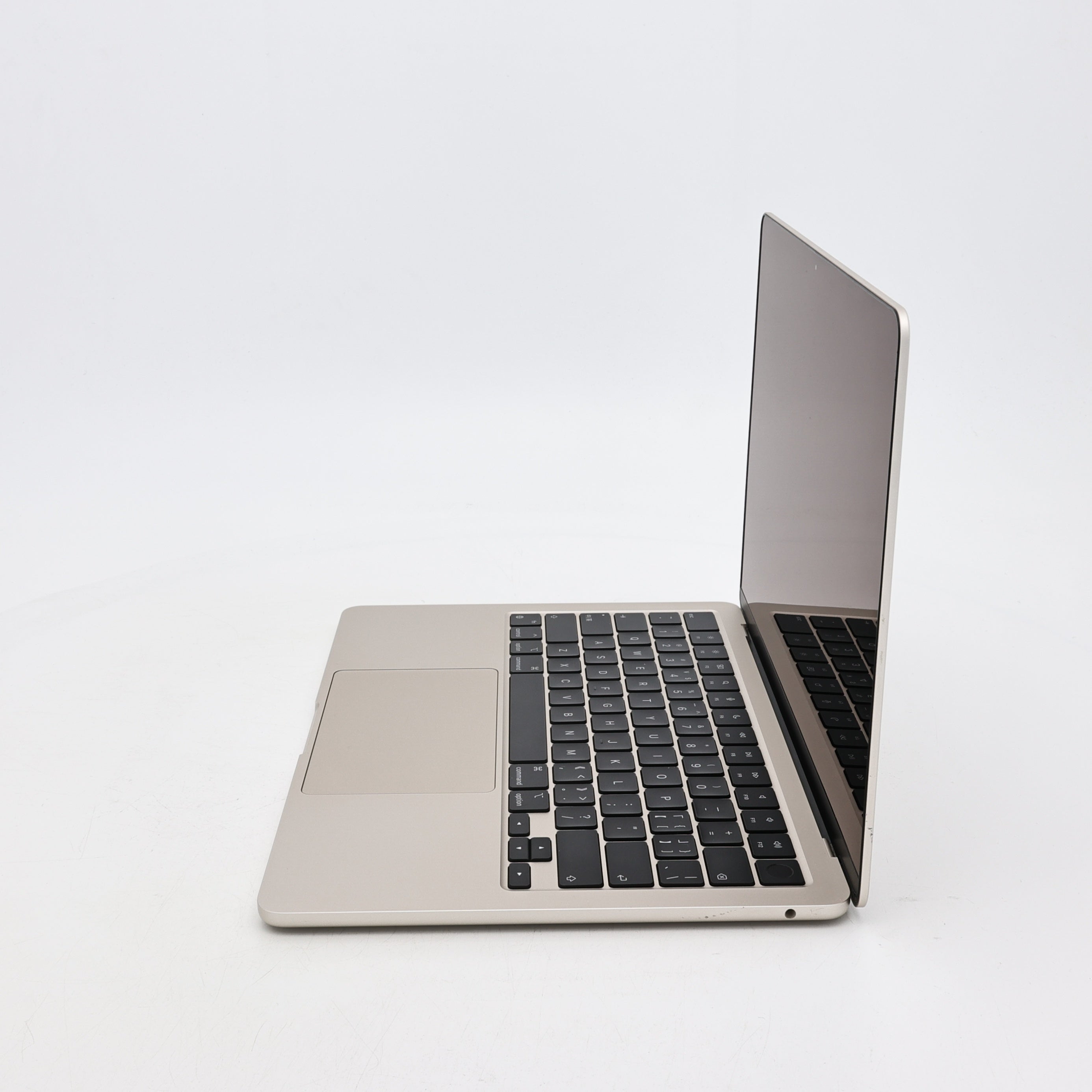 95新 Apple MacBook Air 24年 13寸 M3（8+8核） 8G RAM 256G SSD 星光色