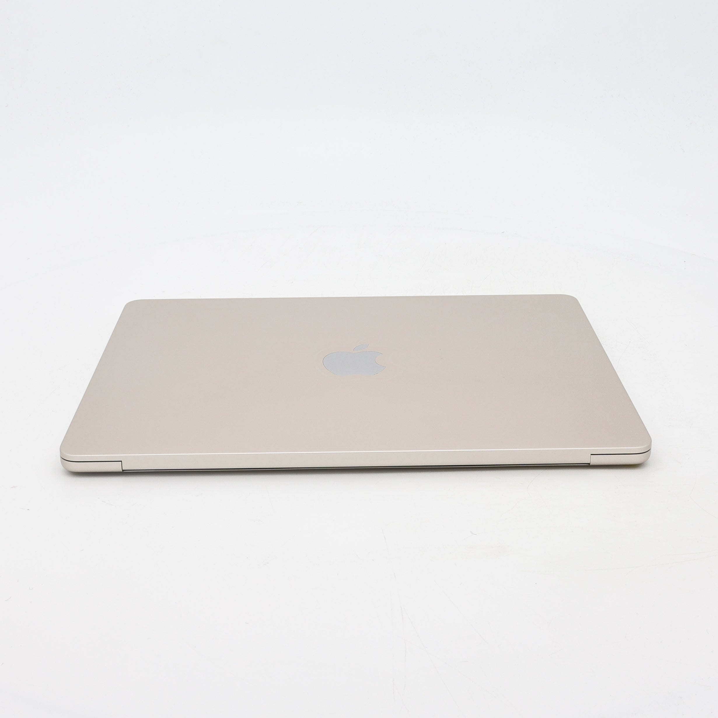 95新 Apple MacBook Air 24年 13寸 M3（8+8核） 8G RAM 256G SSD 星光色