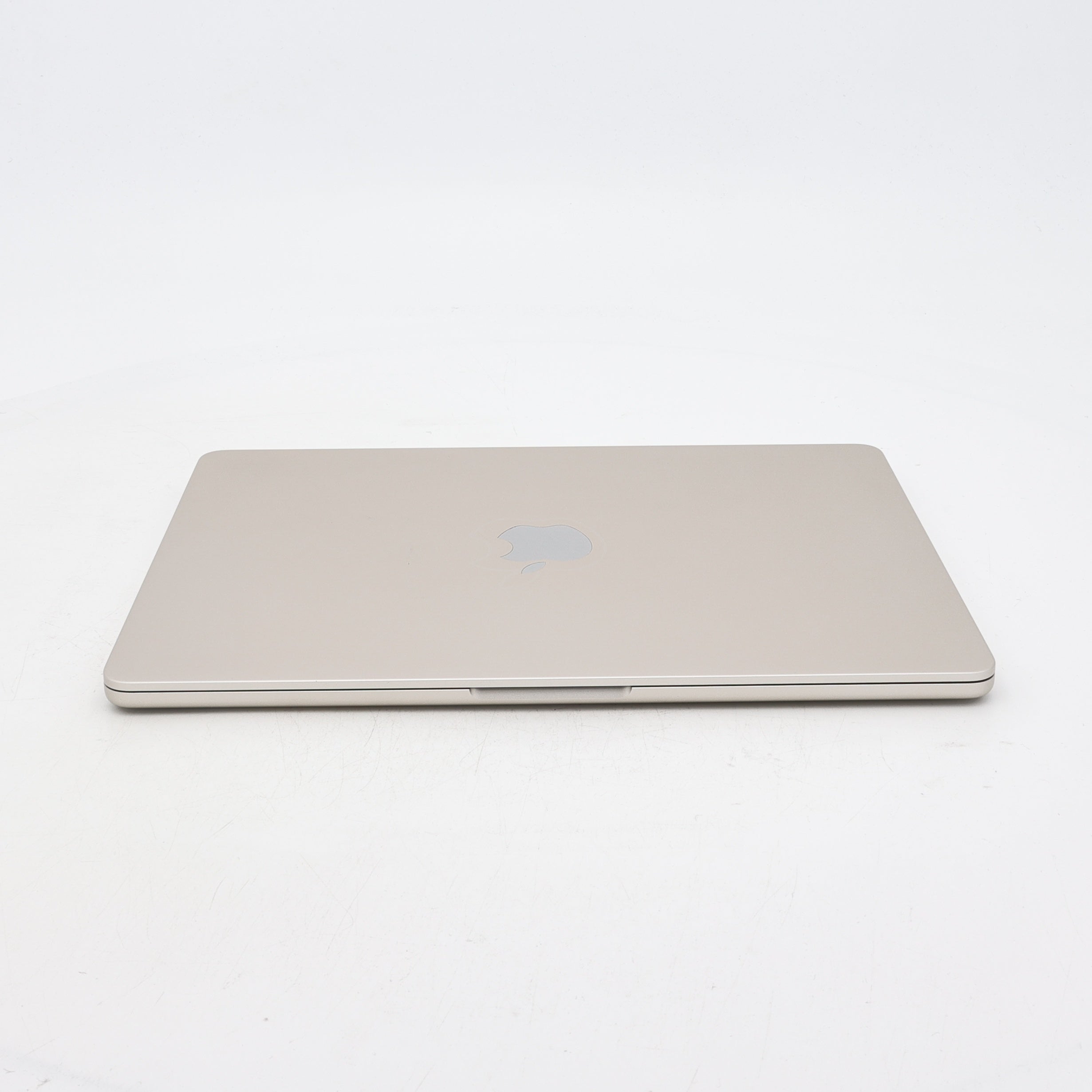 95新 Apple MacBook Air 24年 13寸 M3（8+8核） 8G RAM 256G SSD 星光色