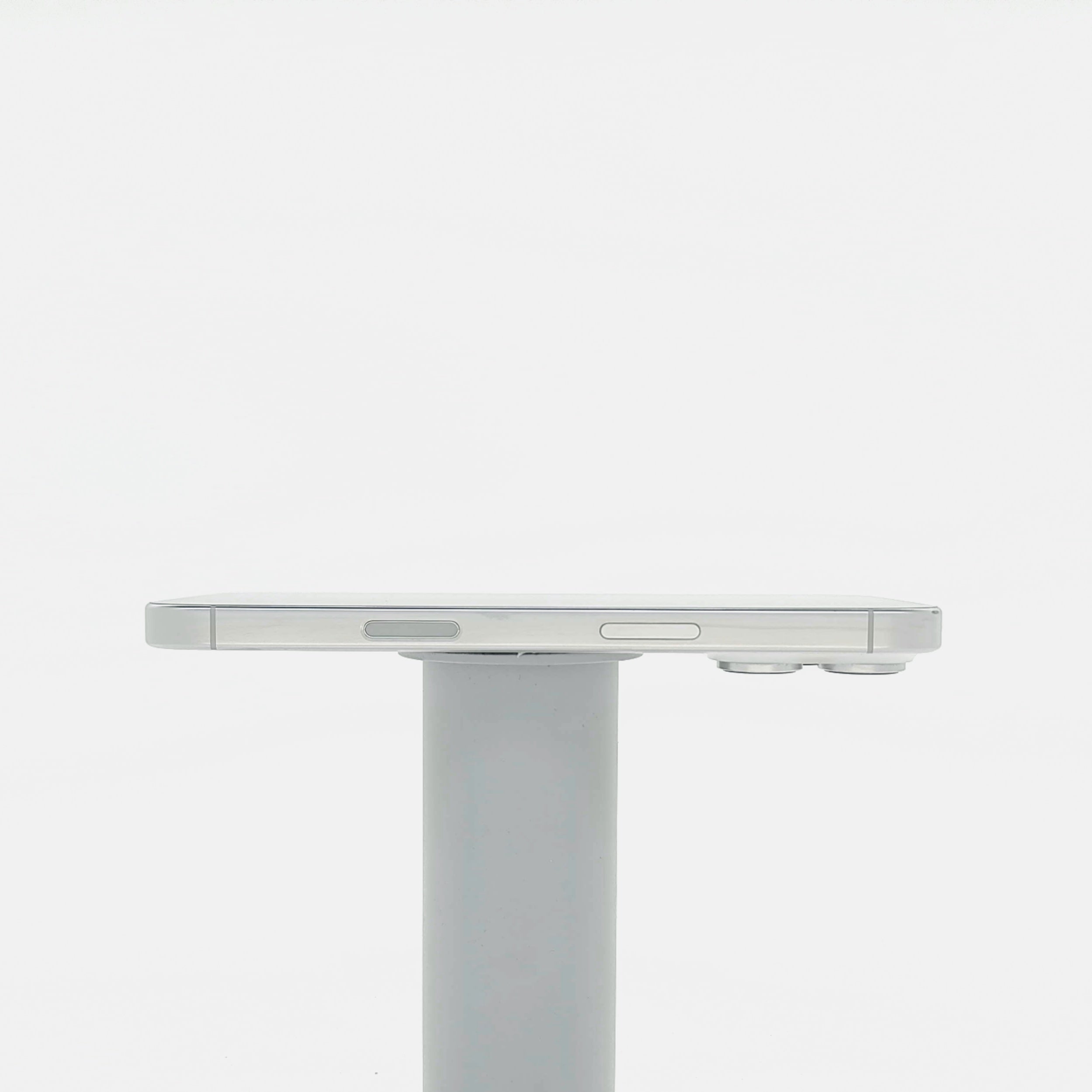 95新 Apple iPhone 16 Pro 128G 白色鈦金屬 中國大陸版