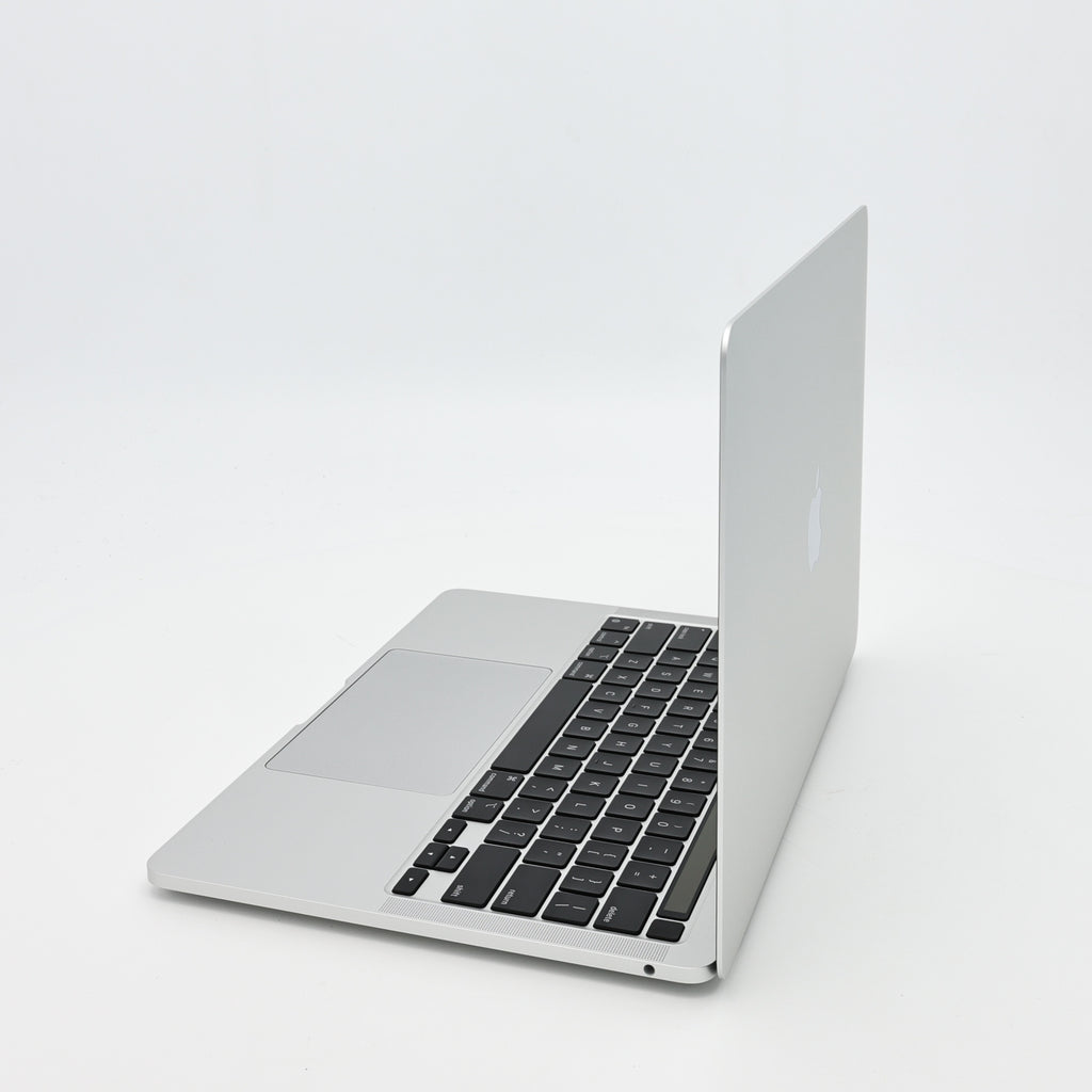 99新 Apple MacBook Pro 22年 13寸 M2（8+10核） 8G RAM 512G SSD 銀色
