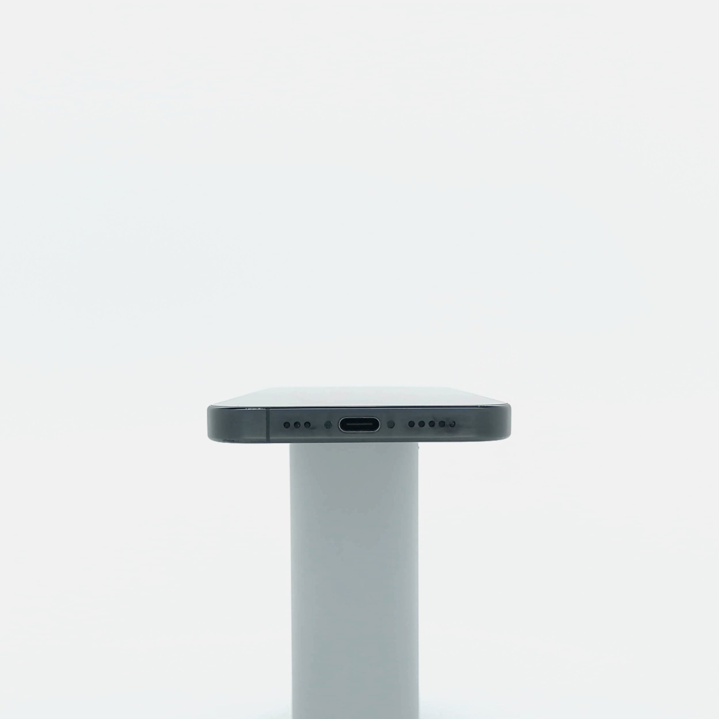 95新 Apple iPhone 16 Pro 128G 黑色鈦金屬 中國大陸版