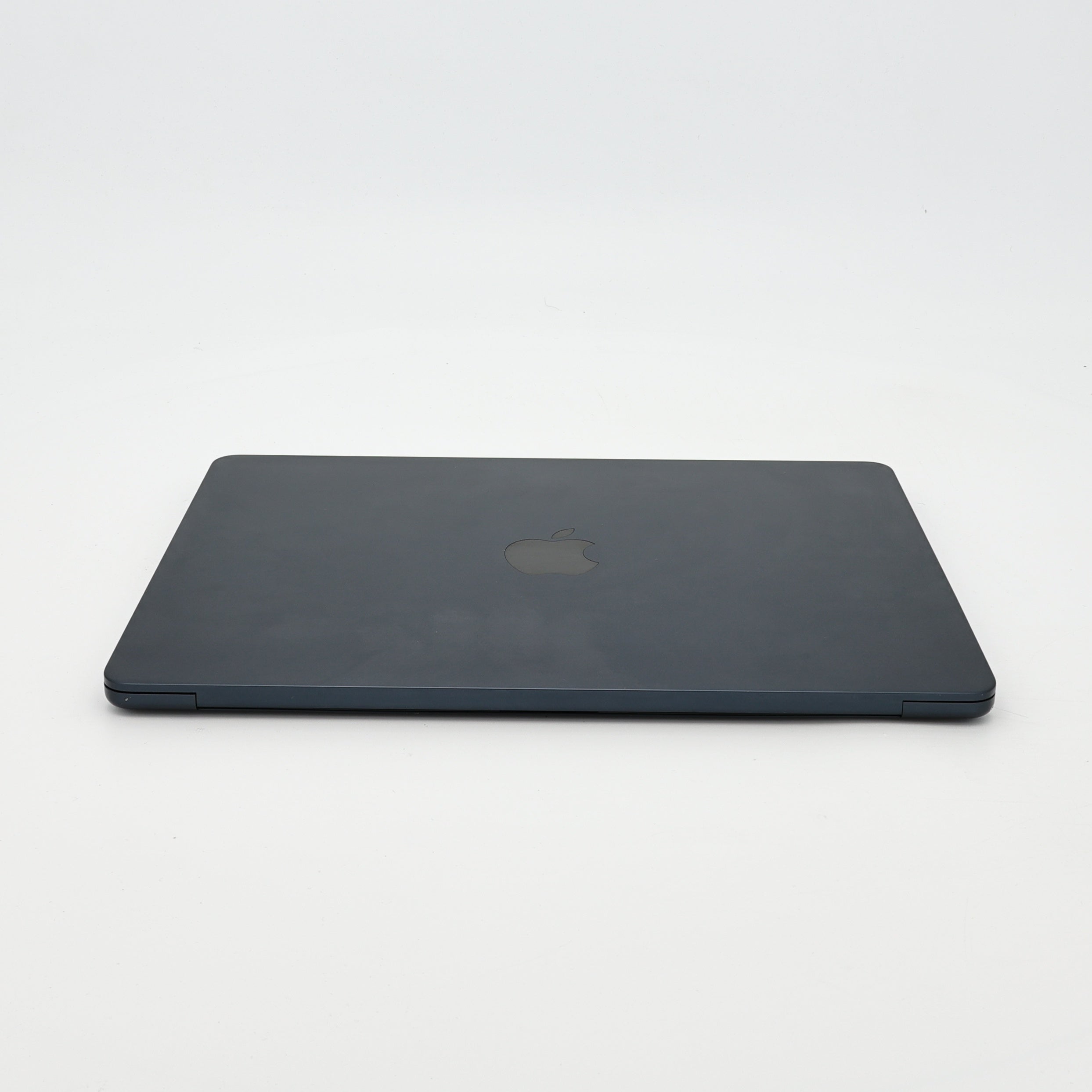 95新 Apple MacBook Air 24年 13寸 M3（8+8核） 8G RAM 256G SSD 午夜色