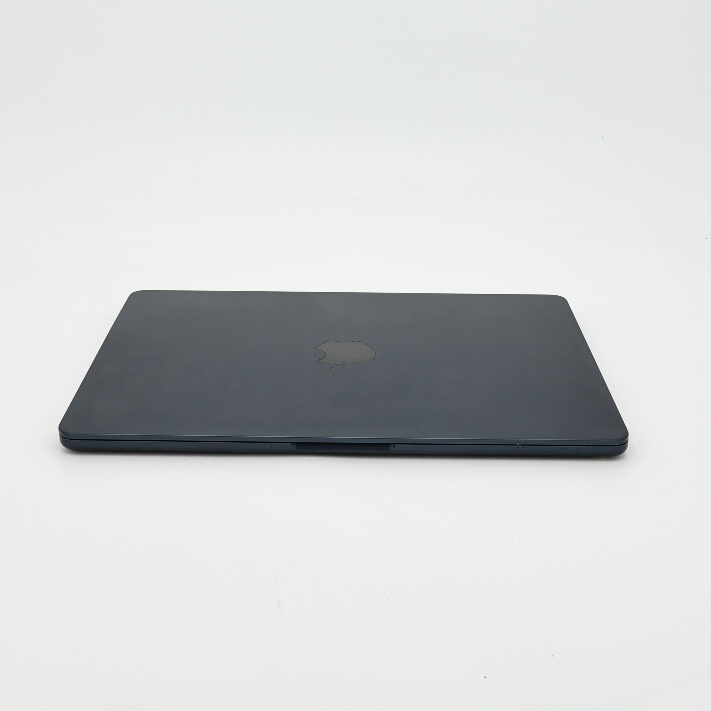95新 Apple MacBook Air 24年 13寸 M3（8+8核） 8G RAM 256G SSD 午夜色