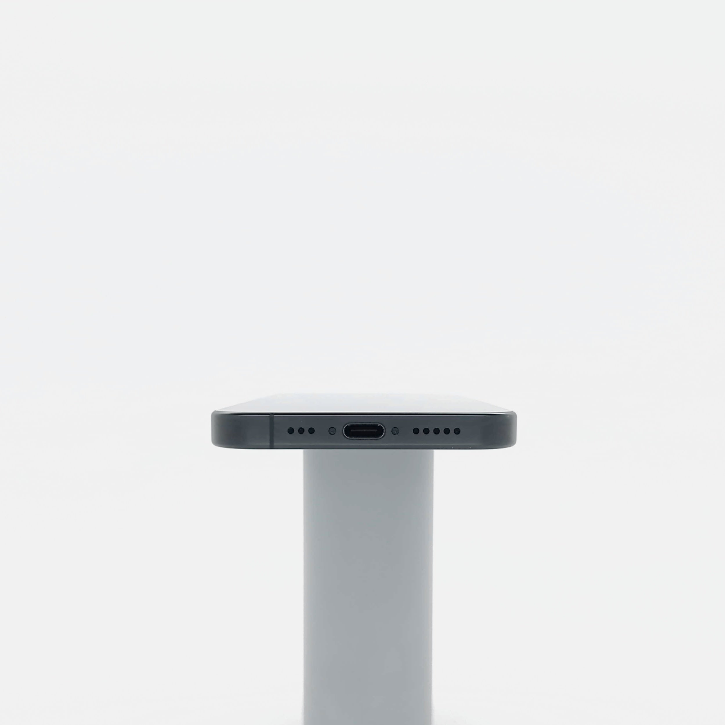 99新 Apple iPhone 16 Pro 128G 黑色鈦金屬 中國大陸版