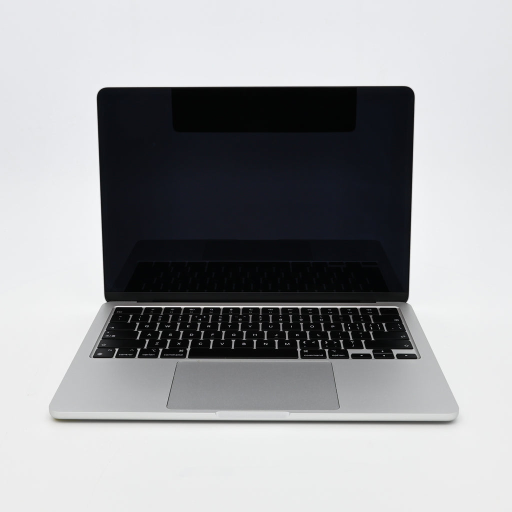 95新 Apple MacBook Air 24年 13寸 M3（8+8核） 8G RAM 256G SSD 銀色