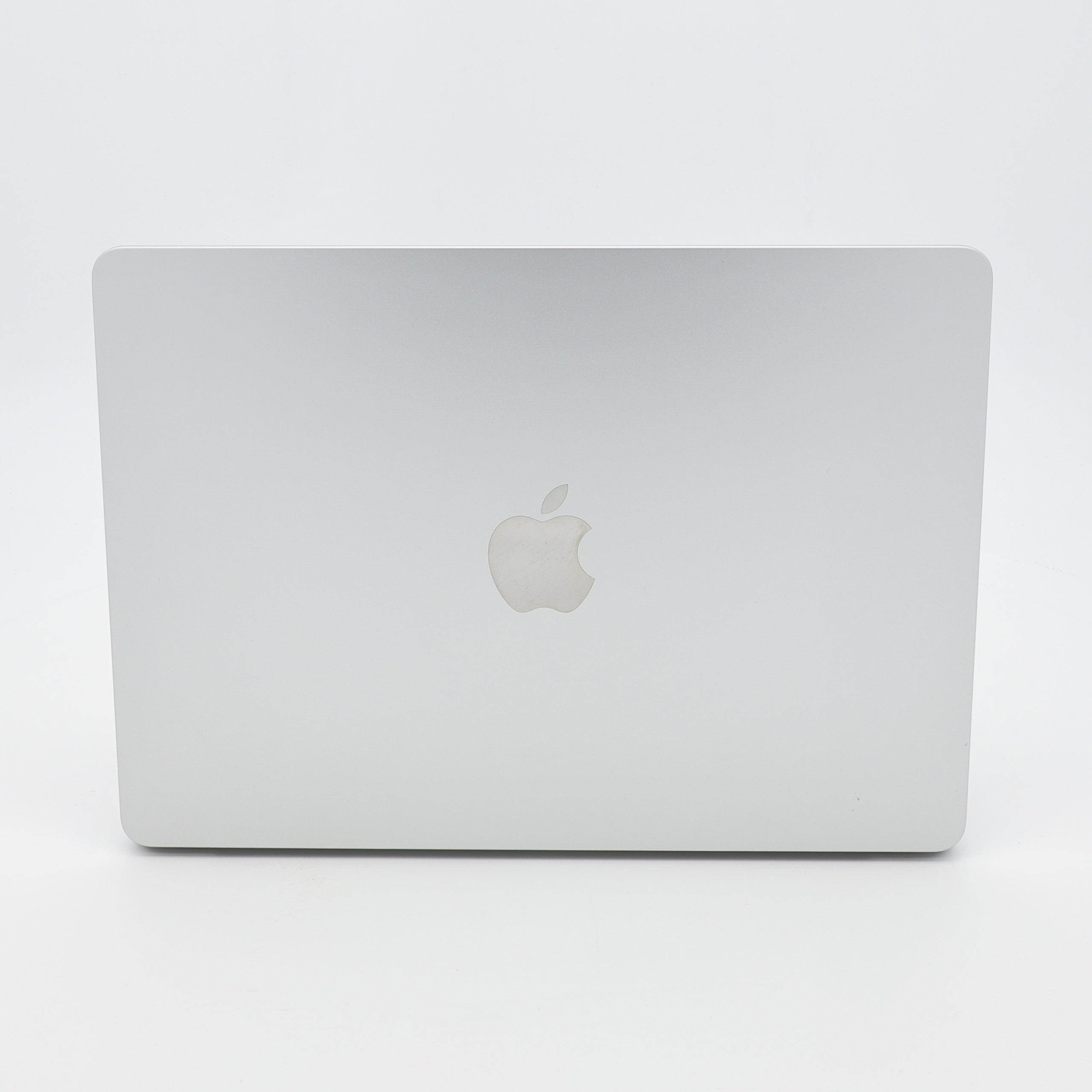 95新 Apple MacBook Air 24年 13寸 M3（8+8核） 8G RAM 256G SSD 銀色