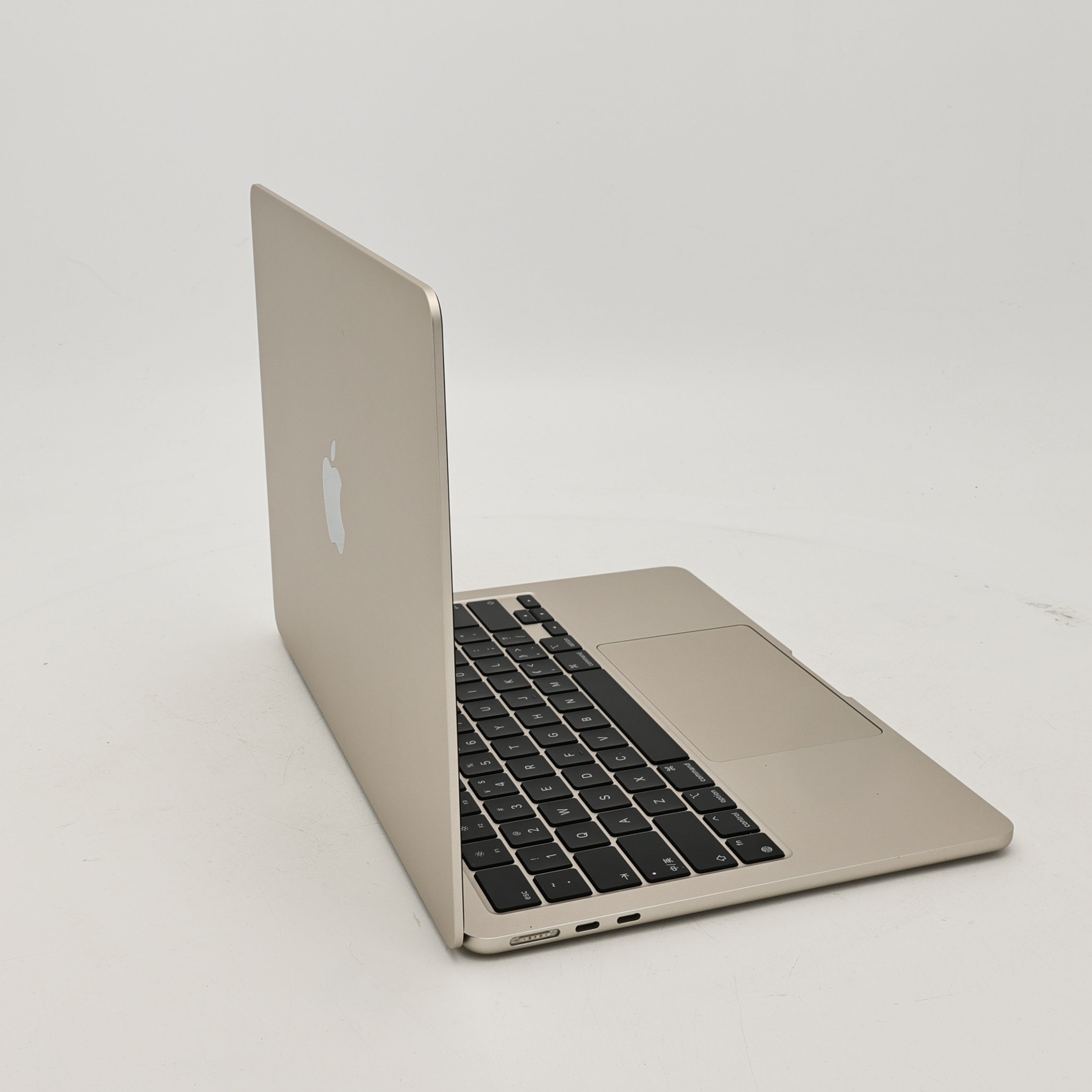 95新 Apple MacBook Air 24年 13寸 M3（8+8核） 8G RAM 256G SSD 星光色