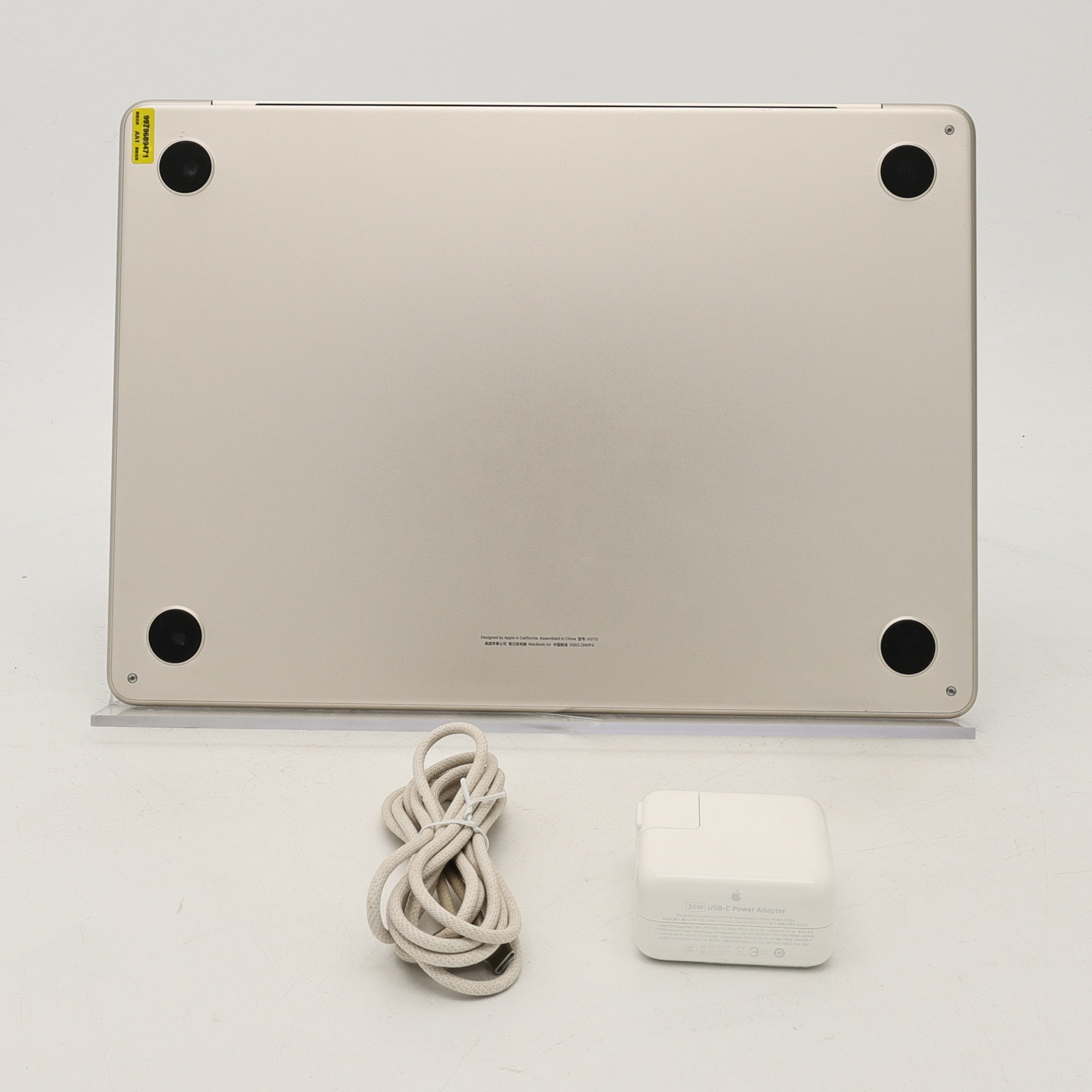 95新 Apple MacBook Air 24年 13寸 M3（8+8核） 8G RAM 256G SSD 星光色